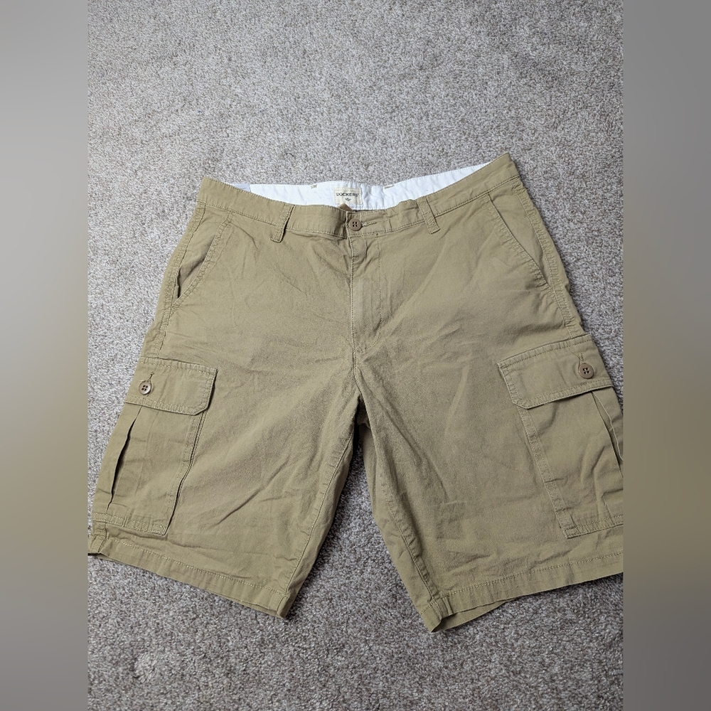 Dockers Men's Khaki Cargo Shorts